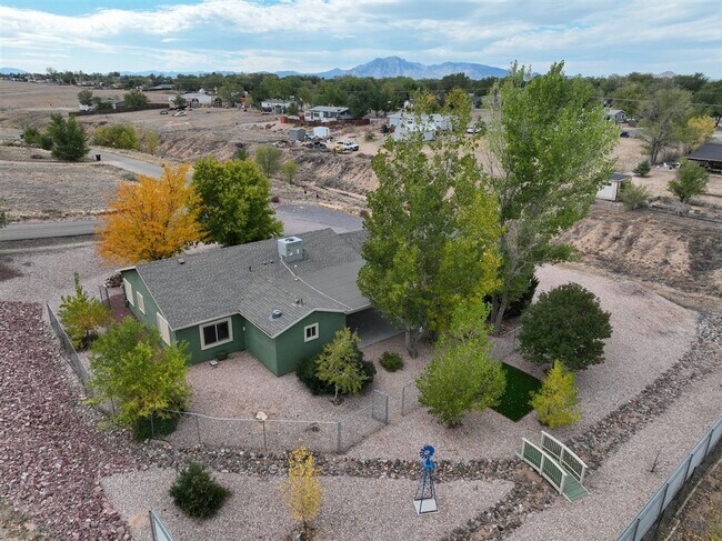 Building Photo - 3 bedroom 2 bathroom ranch style home in Chino Valley with RV parking