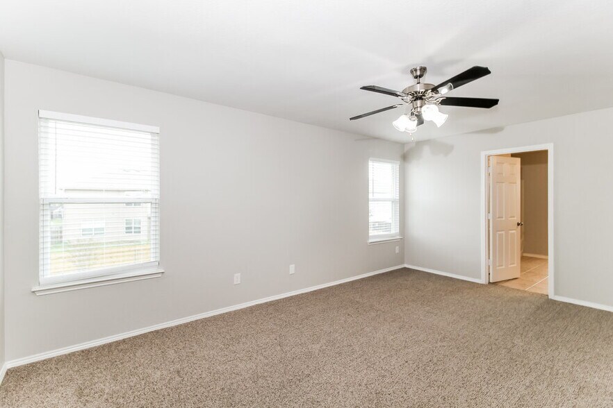 Building Photo - 1623 Kawati Way