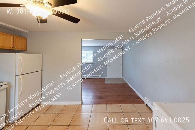 Building Photo - W. W 38th Pl