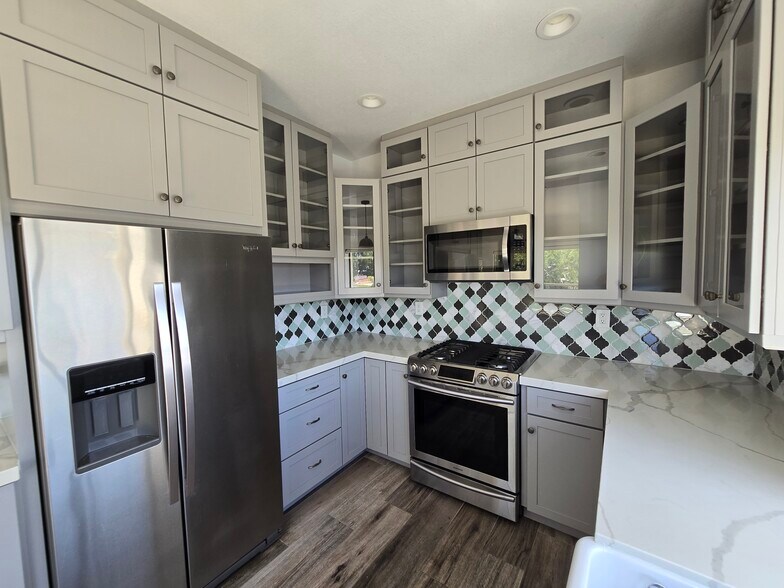 Building Photo - 22656 Formentor