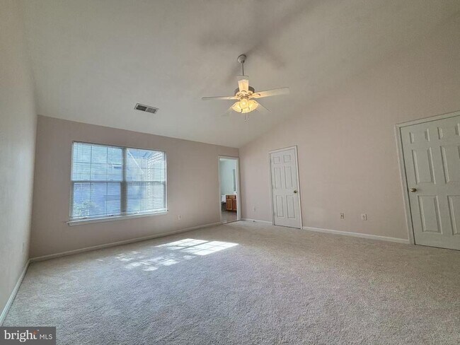 Building Photo - 6635 Creek Point Way