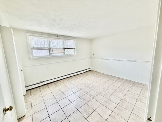 Building Photo - 900 Lexington St