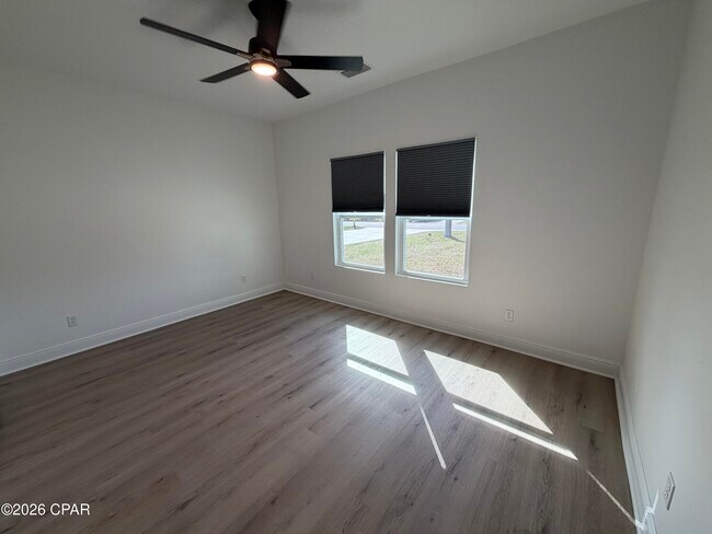 Building Photo - 1303 Louisiana Ave