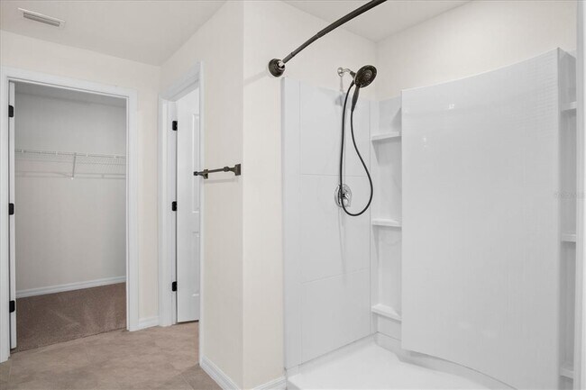 Building Photo - 8455 Clearway Dr