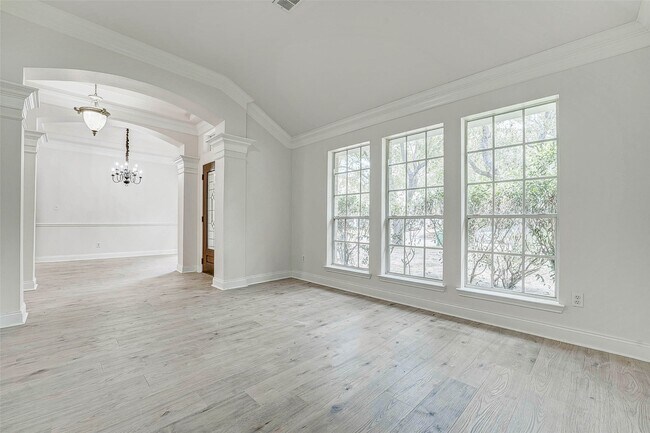 Building Photo - 10615 Indian Paintbrush Ln