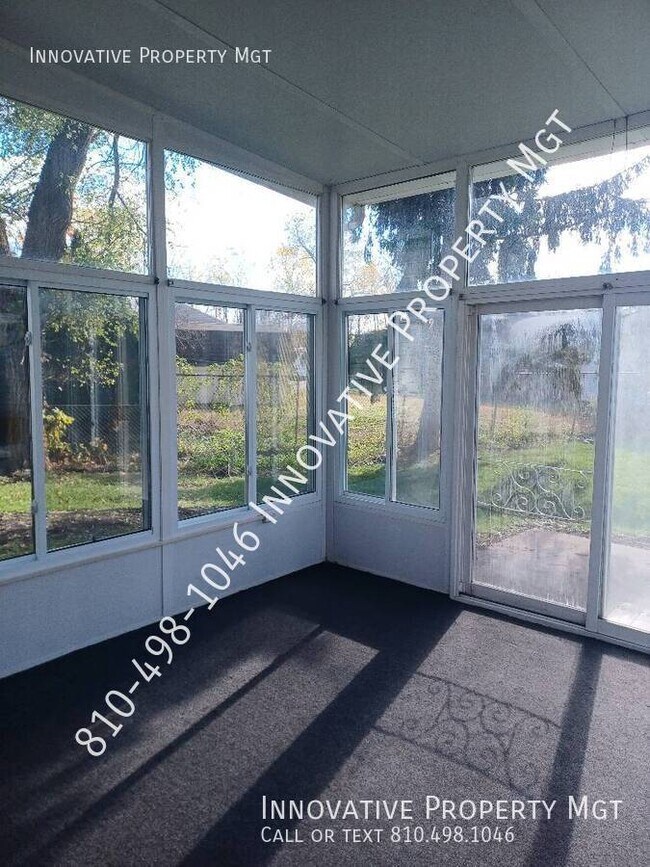 Building Photo - 5288 Richfield-