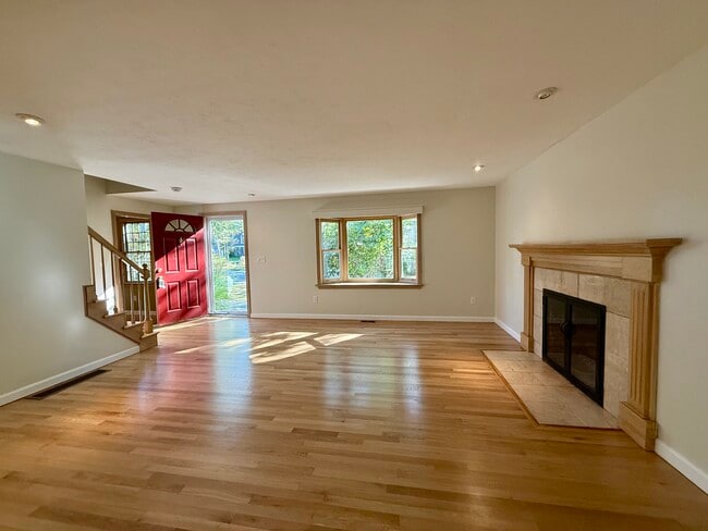 Building Photo - 19 Westerly Dr