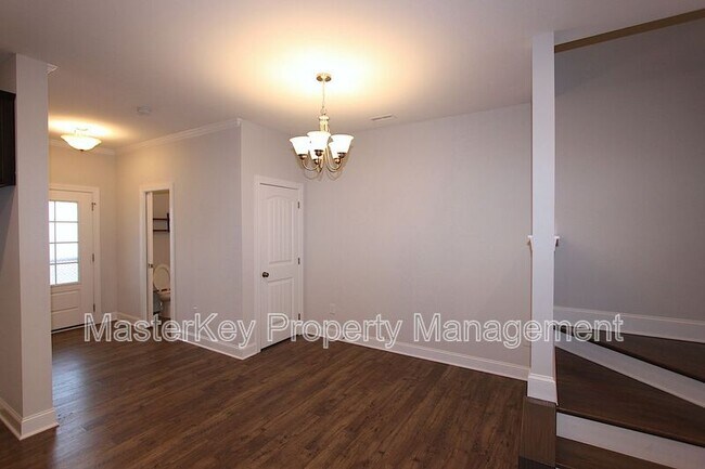 Building Photo - 1328 Farm Pond Trail