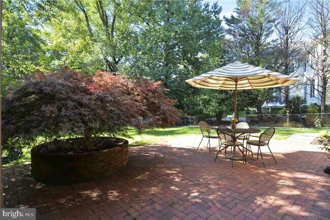 Building Photo - 5330 36th St N