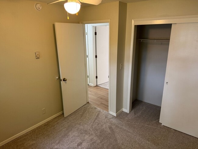 Building Photo - Discover this well-maintained 3-bedroom, 2-bath home in Eugene, OR.