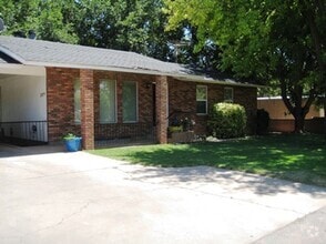 Building Photo - 3-BR Duplex in Santa Clara