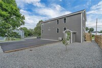 Building Photo - 160 Chatham St