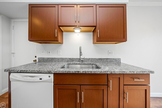 Building Photo - 24692 N Meadow Dr