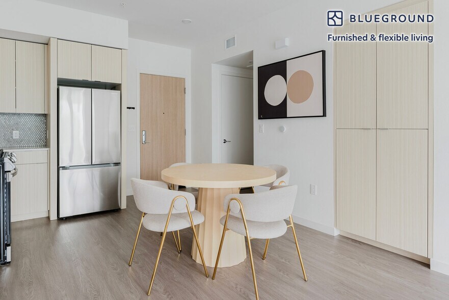 Building Photo - 3301 Innovation Wy