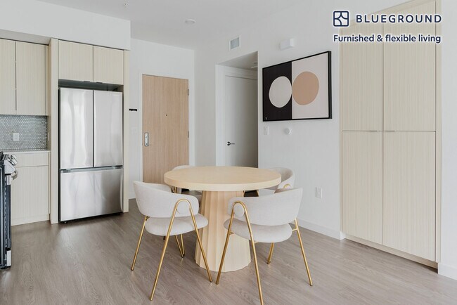 Building Photo - 3301 Innovation Wy