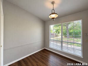 Building Photo - 331 Cicero Ave