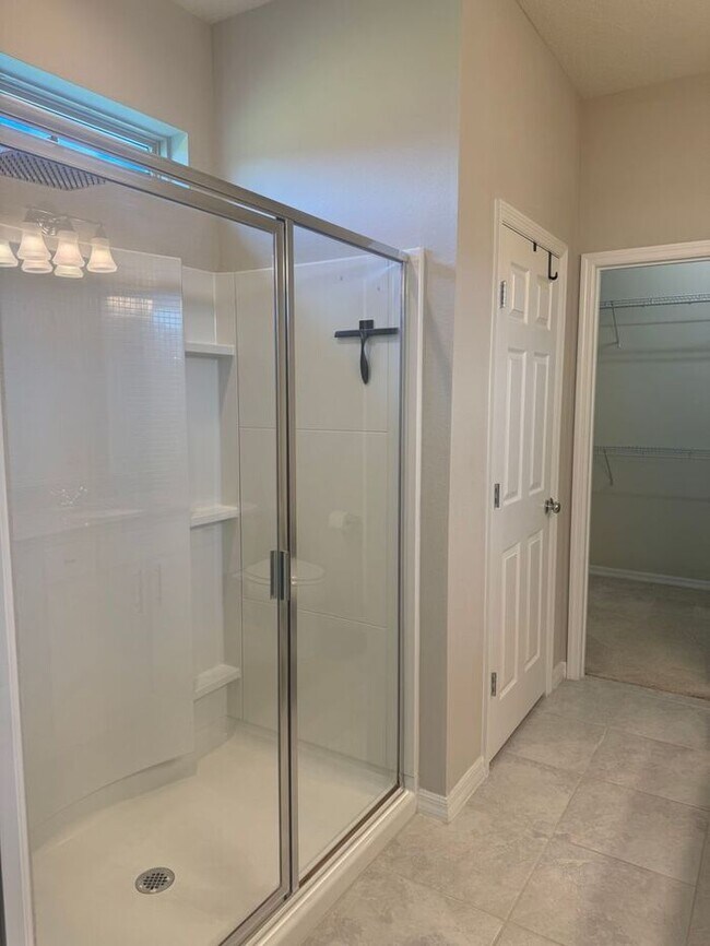 Building Photo - Beautiful and spacious Home in East Lake Preserve, Kissimmee