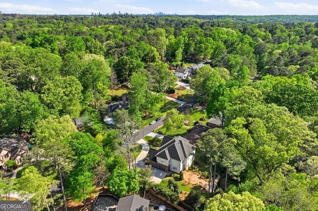 Building Photo - 6740 Castleton Dr NW