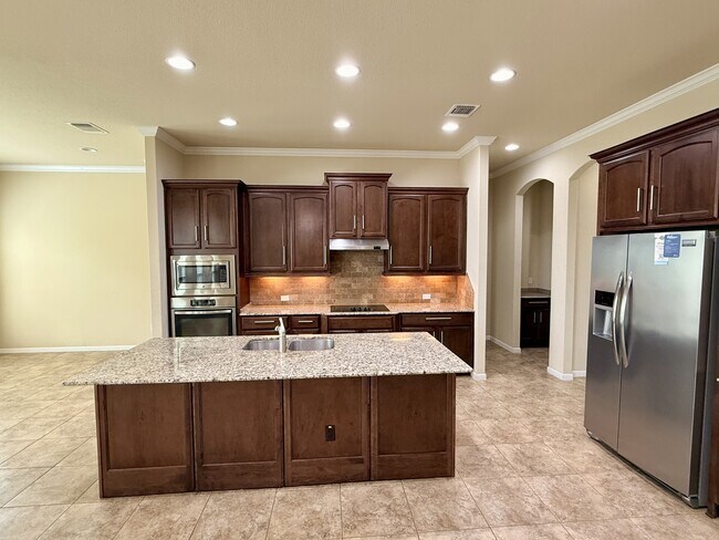 Building Photo - 10307 Bryson Dr