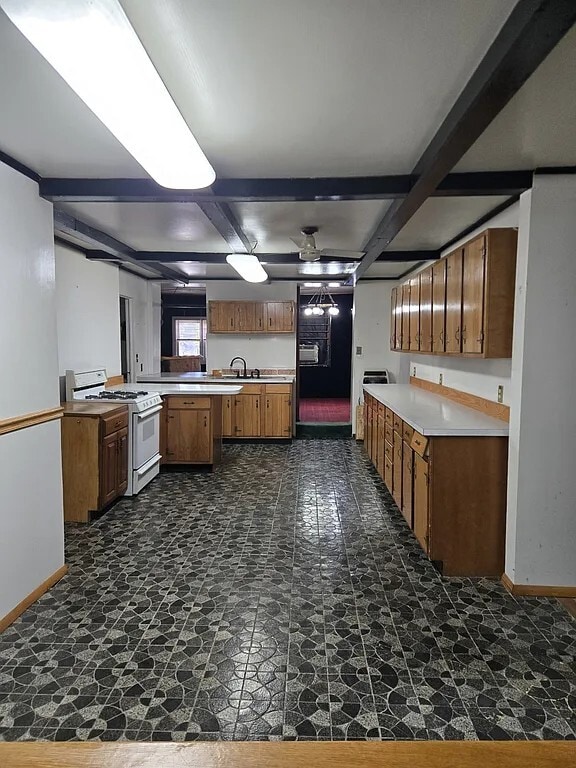 Floor 2, Kitchen - 2 Front St