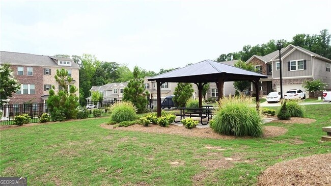Building Photo - 3310 Reagan Way