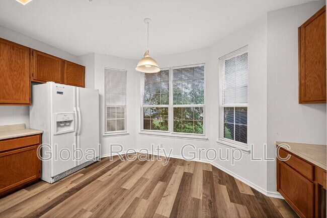Building Photo - 229 Spice Oak Ln