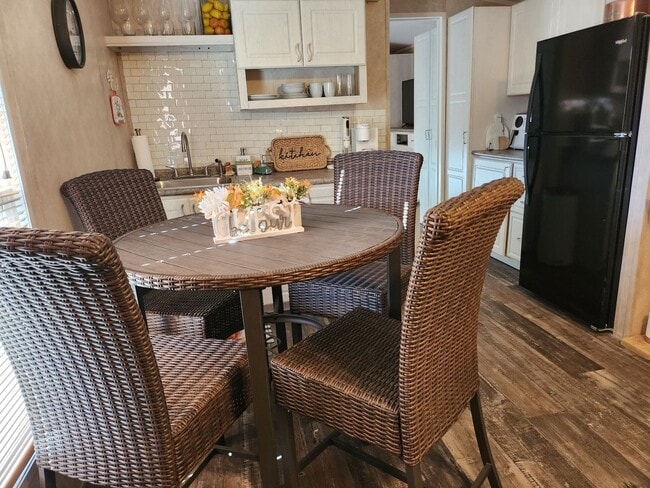 Building Photo - Charming 1BR House in Austell
