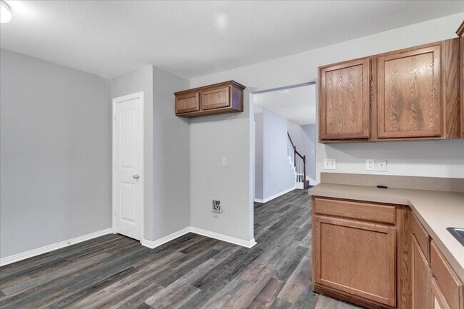 Building Photo - 3112 Lee Ave