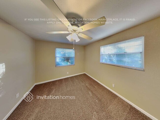 Building Photo - 4529 Naranja Dr S