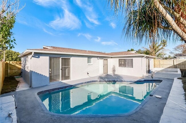 Building Photo - 6402 Bandura Ave