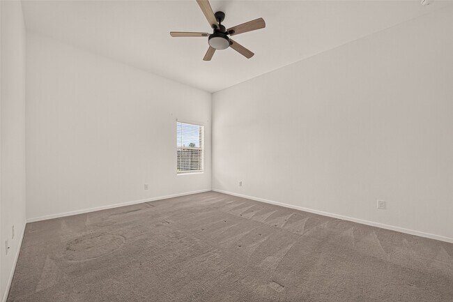 Building Photo - 3242 Spanish Oak Ln