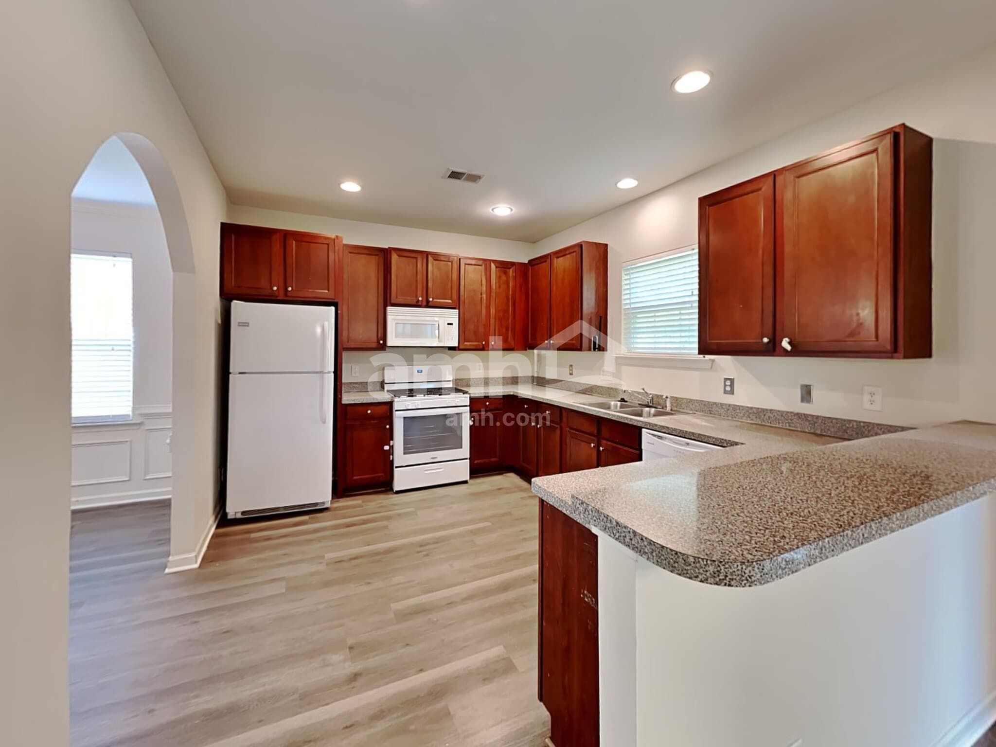 Building Photo - 1637 Bradmere Ln