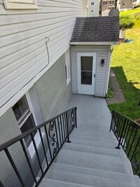 Building Photo - 829 E Lackawanna Ave