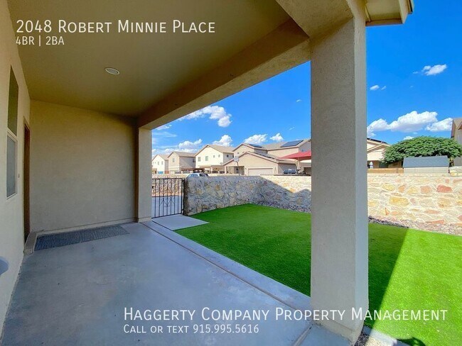 Building Photo - 2048 Robert Minnie