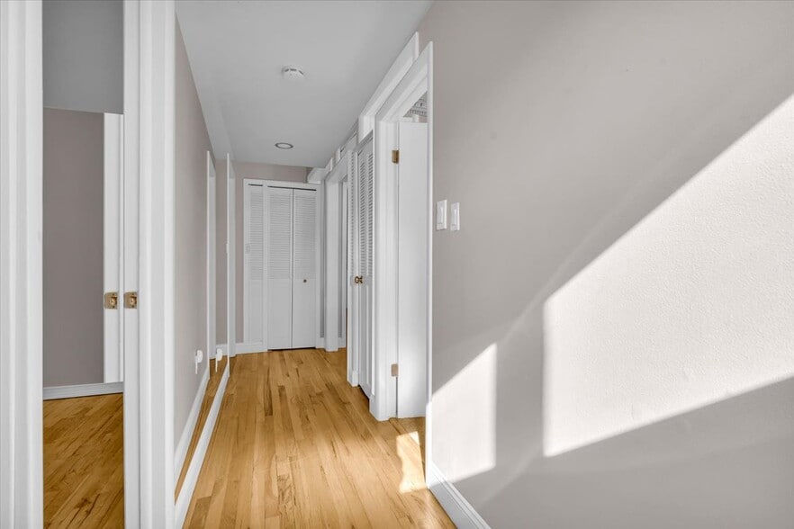 Building Photo - 4158 Cherrywood Dr