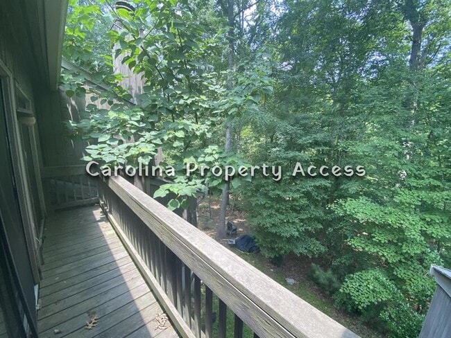 Building Photo - 436 Fairoaks Cir