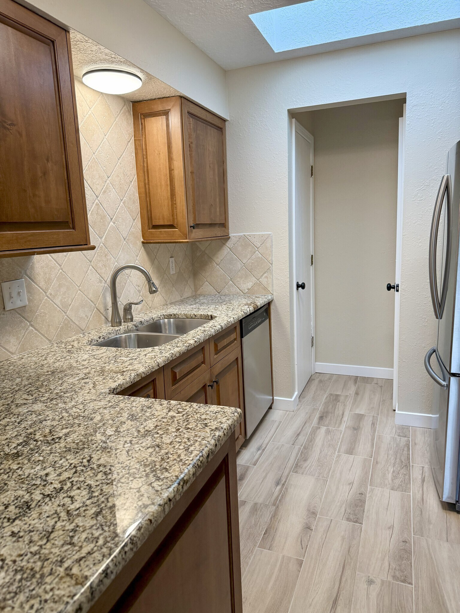 Kitchen 2 - 5801 Lowell St NE