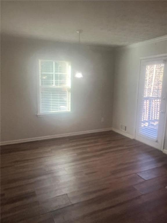 Building Photo - 3001 Northwest Ct