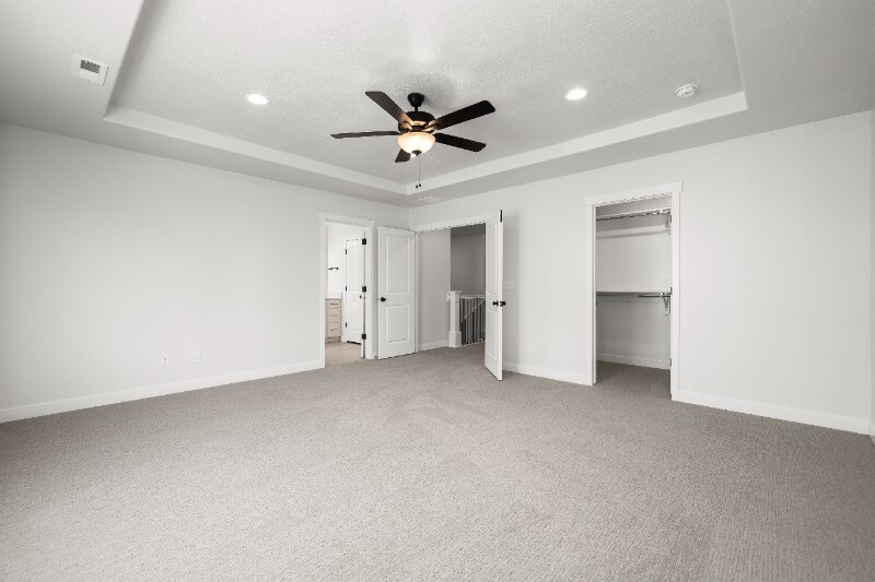 Building Photo - 953 W 40 N