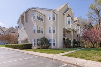 Building Photo - 109 Stratford Dr