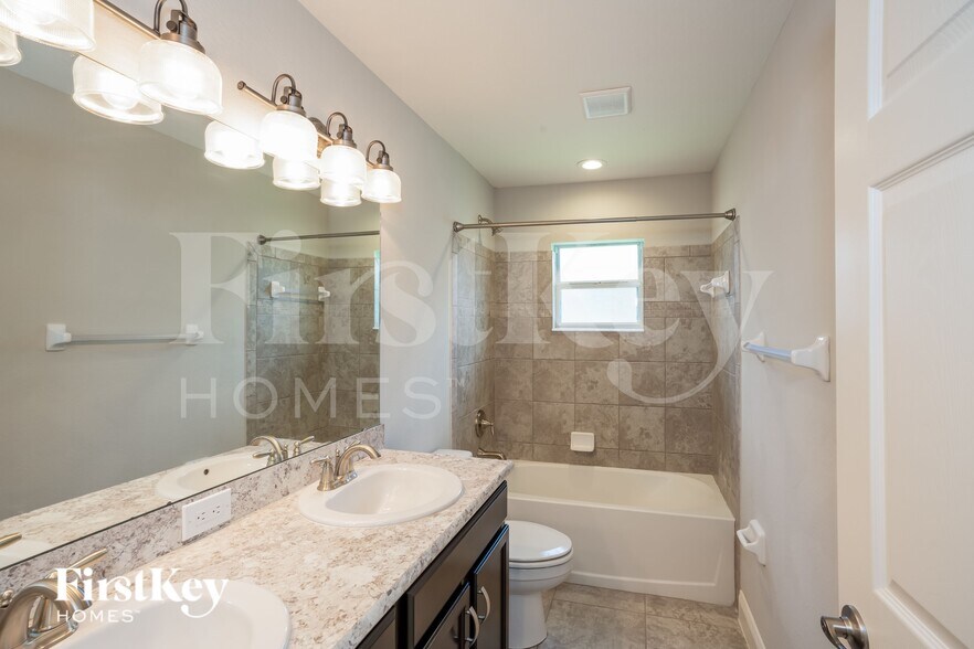 Building Photo - 3731 Peregrine Wy