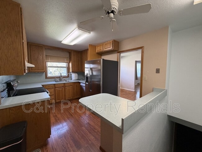 Building Photo - 1126 Lendel Ln