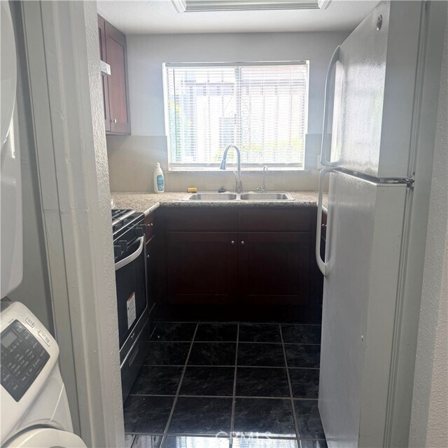 Building Photo - 737 S Donna Beth Ave