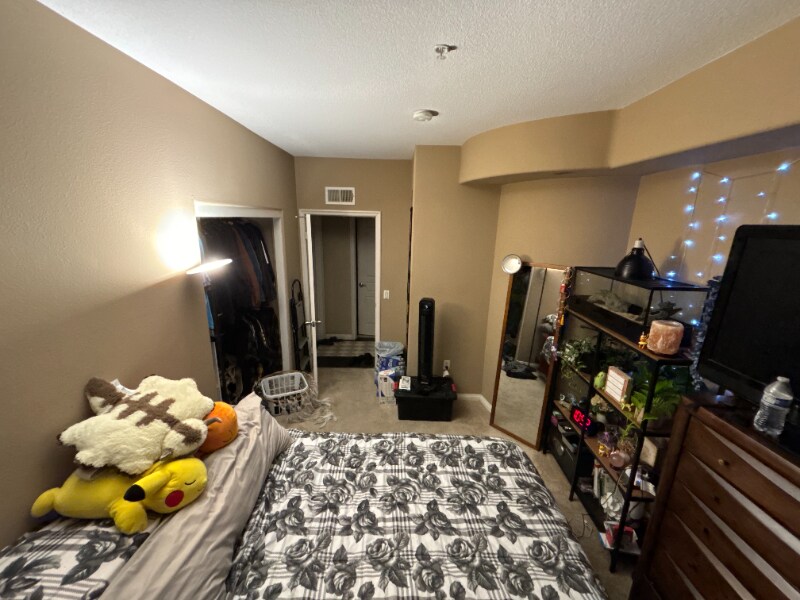 Building Photo - 12668 Chapman Ave