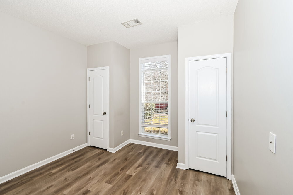 Building Photo - 8698 Macon Rd