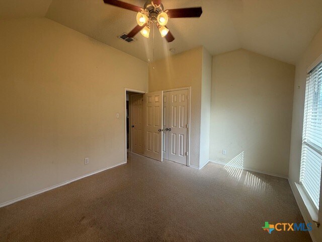 Building Photo - 2001 Hearthstone Dr