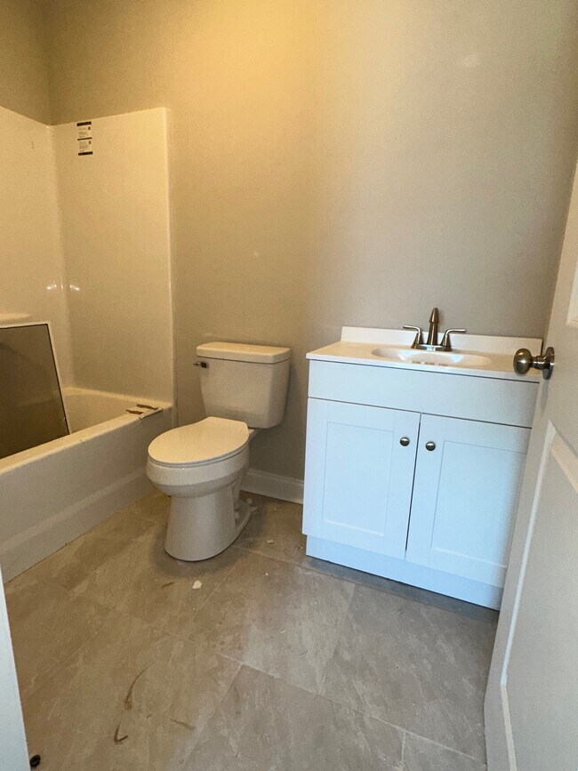 Building Photo - 2837-A Jubilee Dr