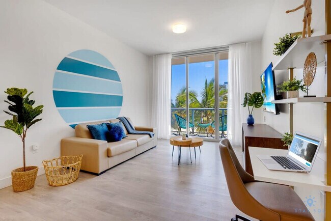 Building Photo - 777 N Ocean Dr