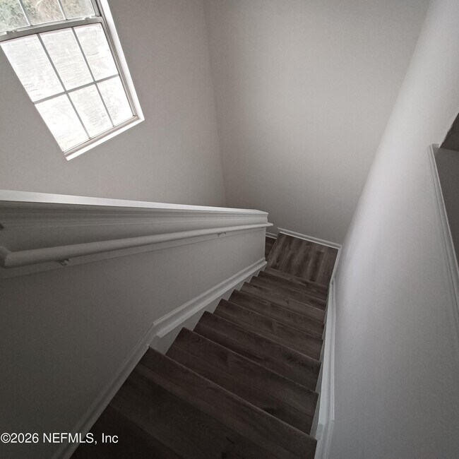 Building Photo - 575 Oakleaf Plantation Pkwy