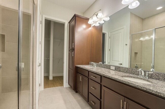 Building Photo - 5703 Lodgepole Ln